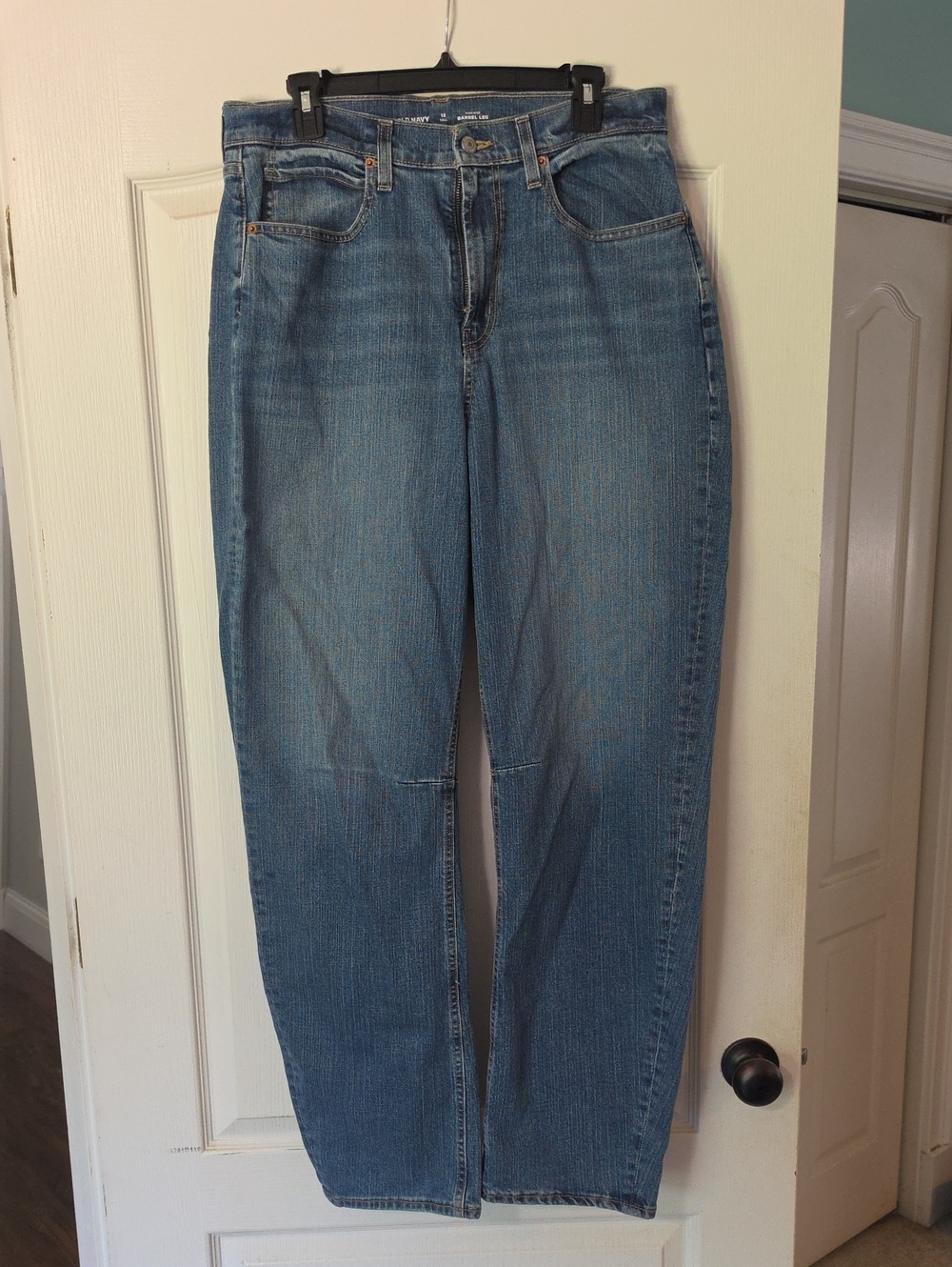 Old Navy High Rise Barrel Leg Jeans
